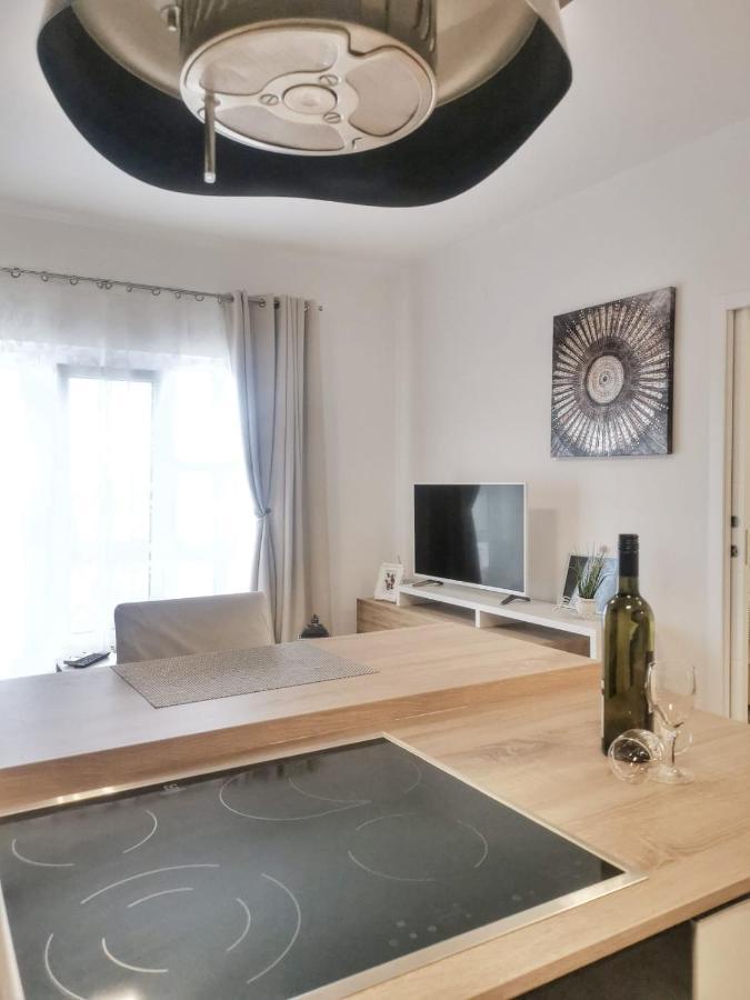 Studio Apartment "Brigita",Parking With Gate Рийека Екстериор снимка